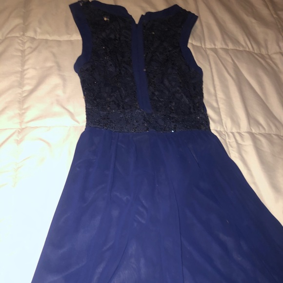 Dress - Picture 2 of 2